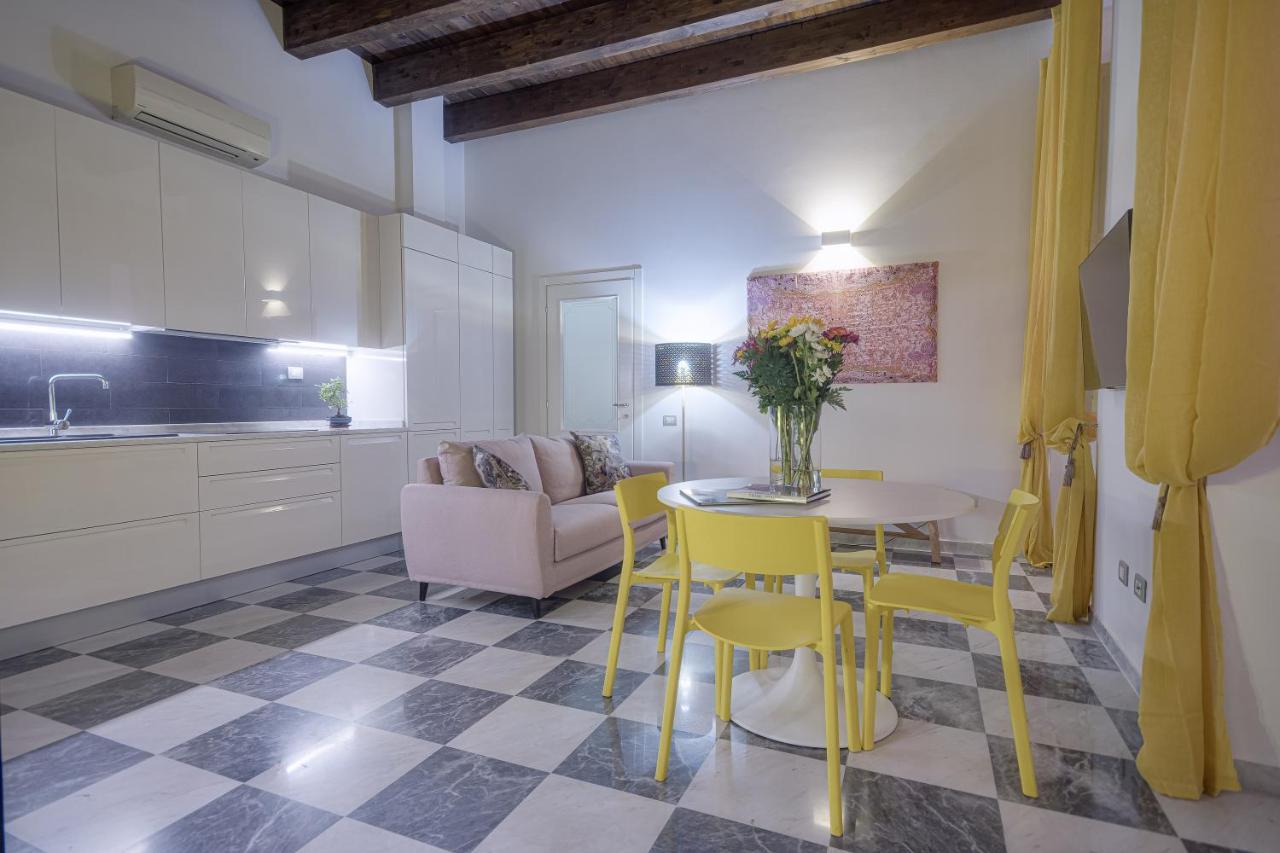 Right House - Characteristic Marina District Apartamento Cagliari Exterior foto